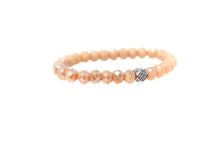 Load image into Gallery viewer, Coral Beaded Bracelet for Women
