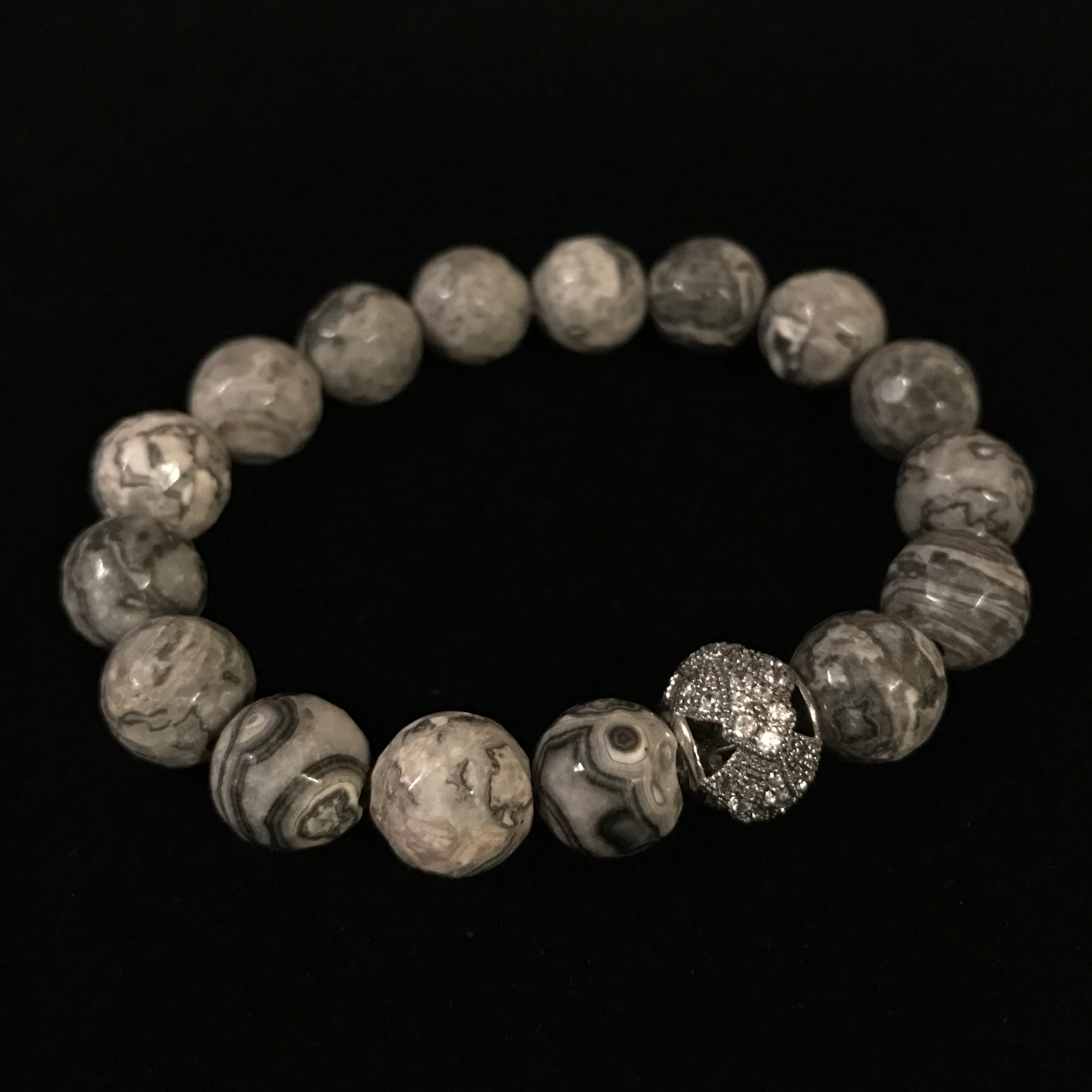 Picasso Crest Grey Beads