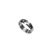 Load image into Gallery viewer, Silver Mens Ring